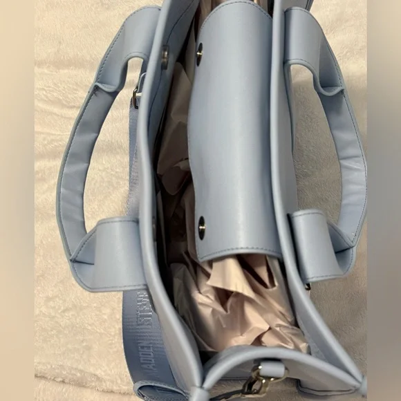 NWT Steve Madden BWEBBER-EL Light Blue Soft Faux Leather Tote w/Adjustable Strap - Picture 6 of 15